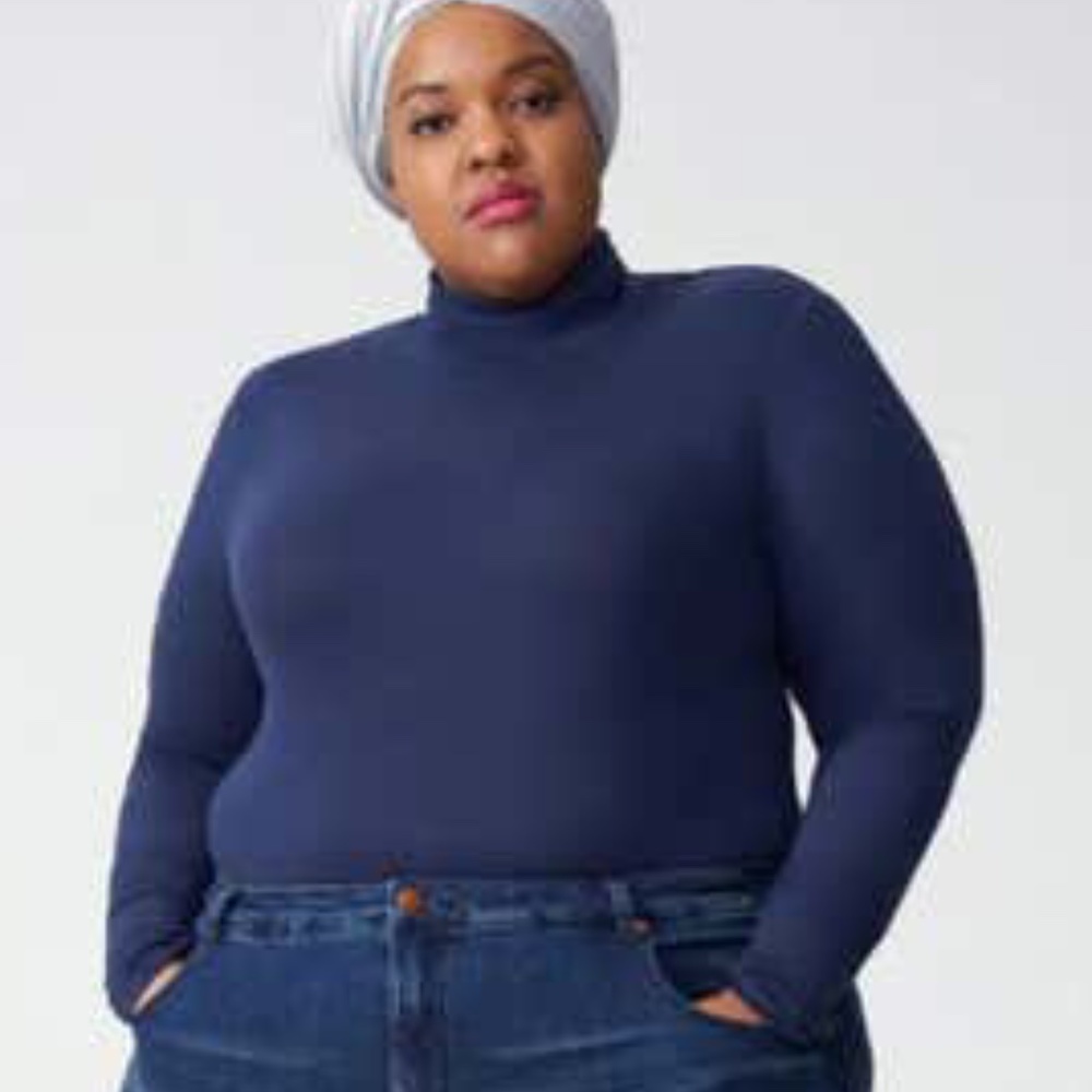 NEW Universal Standard Foundation Turtleneck- Blue